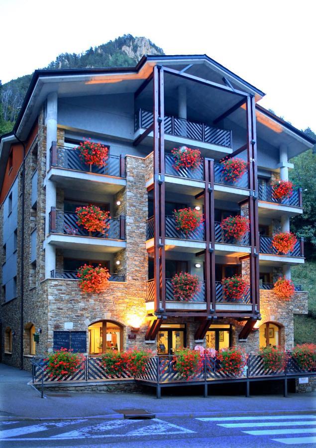 Vista Arinsal Apartments Esterno foto
